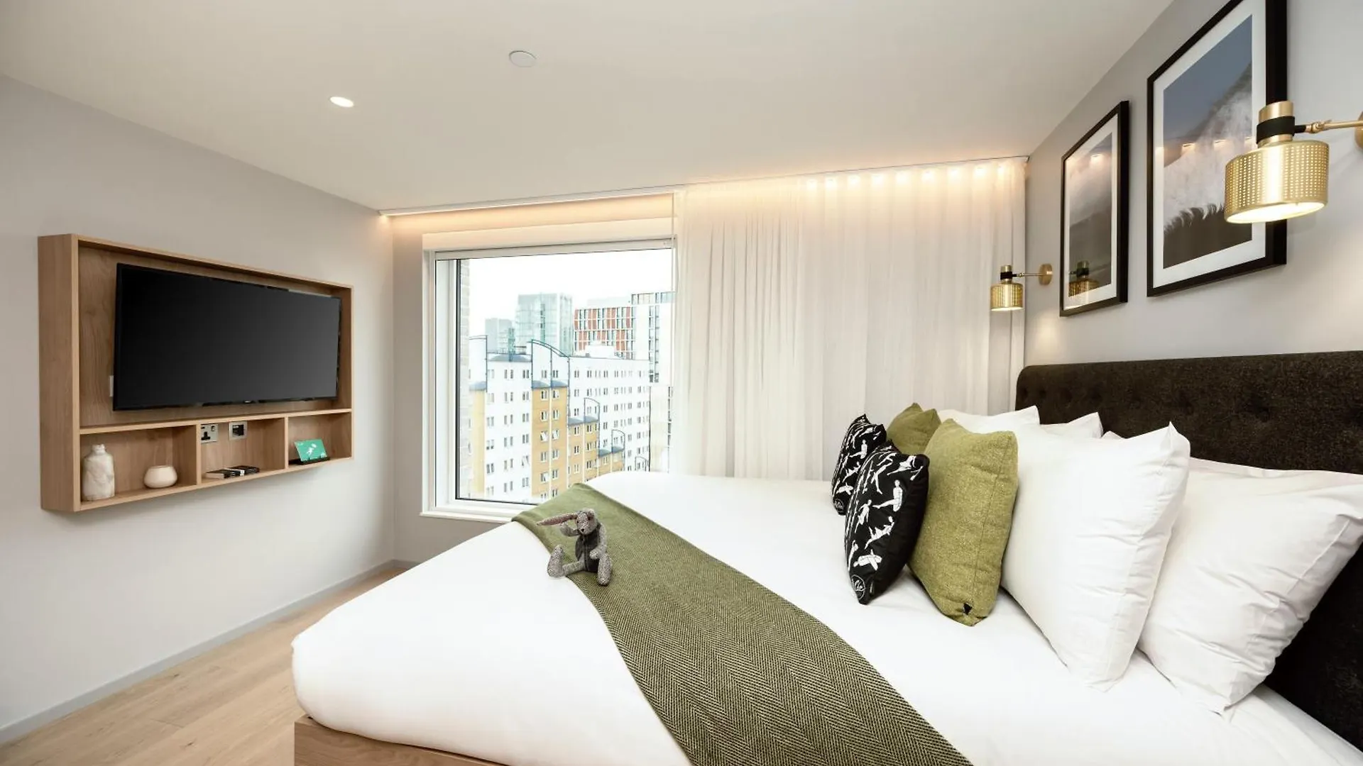 Wilde Aparthotels London Aldgate Tower Bridge 4*,